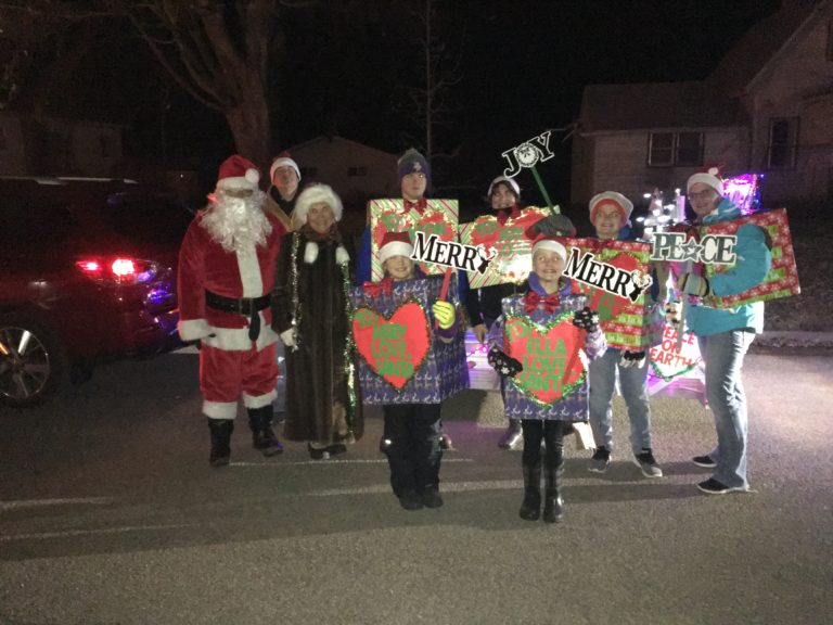 Annual Christmas Stroll and Lighted Parade Starbuck Chamber of Commerce